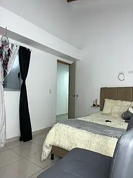 Snapshot of Vaneza_G1 chatting on July 2026 04:34:02 AM Vaneza G1 online show from July 2026 04:34:02 AM