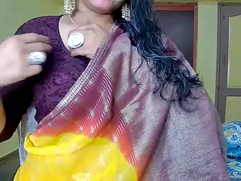 Snapshot of MasTANIYA chatting on September 2025 12:38:02 PM MasTANIYA online show from September 2025 12:38:02 PM