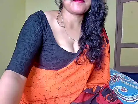 Snapshot of MasTANIYA chatting on October 2025 06:40:01 PM MasTANIYA online show from October 2025 06:40:01 PM