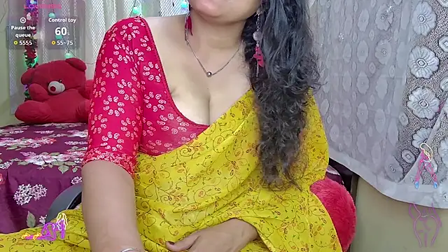 Snapshot of MasTANIYA chatting on April 2026 03:09:02 PM MasTANIYA online show from April 2026 03:09:02 PM