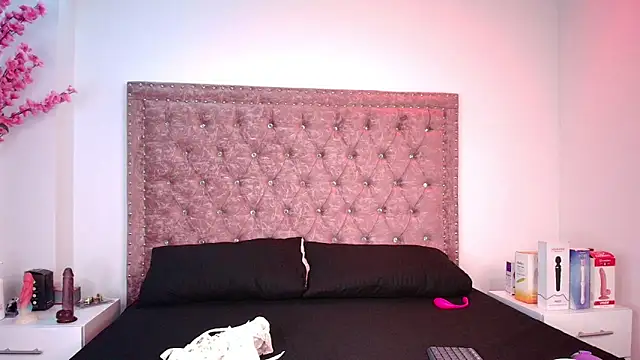 Antonella wild online show from May 2026 11:49:02 AM
