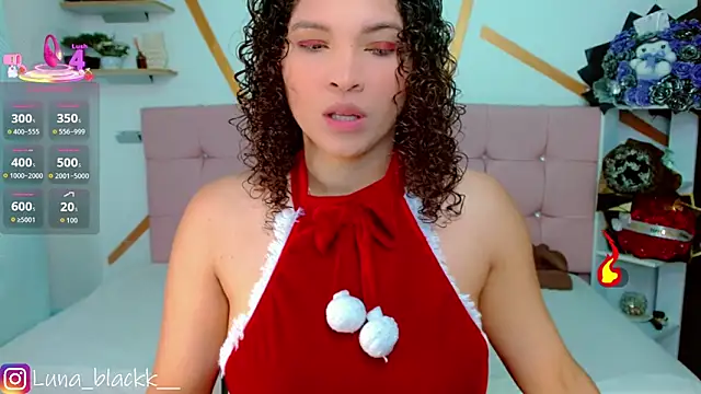 Luna blackk online show from December 2025 09:01:01 PM