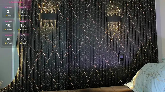 Snapshot of ZOETTAYLOR chatting on October 2025 07:24:01 PM ZOETTAYLOR online show from October 2025 07:24:01 PM