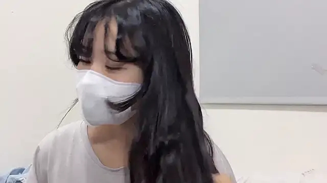 LHeart online show from September 2025 03:00:02 PM