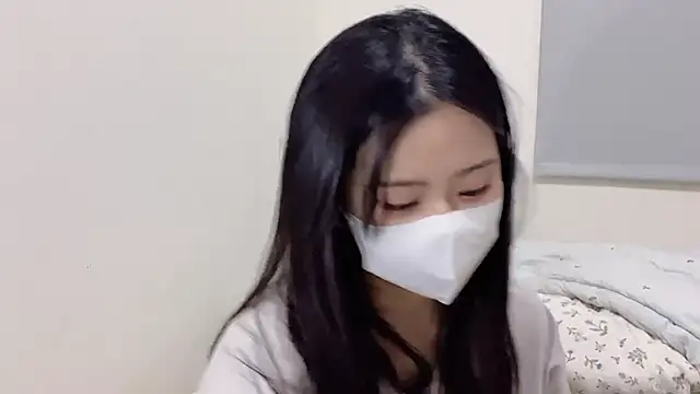 LHeart online show from October 2025 02:47:01 PM