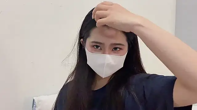 LHeart online show from February 2026 01:49:01 PM