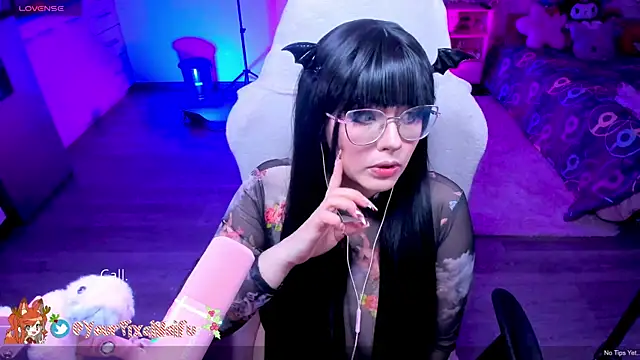 Snapshot of AlyssaRomanova chatting on December 2025 03:36:01 AM AlyssaRomanova online show from December 2025 03:36:01 AM