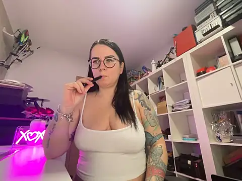 annalea85 online show from February 2026 10:11:02 AM