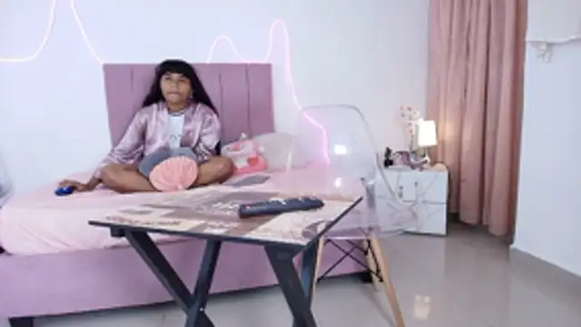 Andre lezcano online show from February 2026 09:19:01 PM