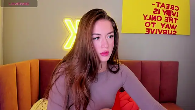 StacyWells online show from September 2025 02:33:01 AM