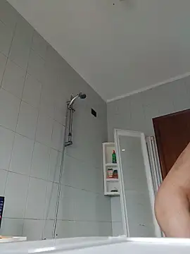Alessio1987 online show from May 2026 04:24:02 PM