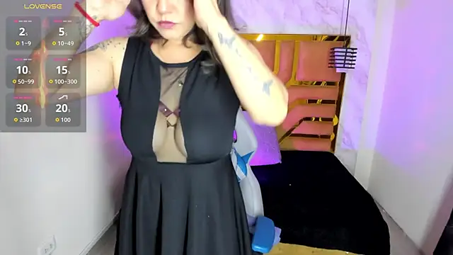 Luciifeer  online show from May 2026 07:32:02 PM
