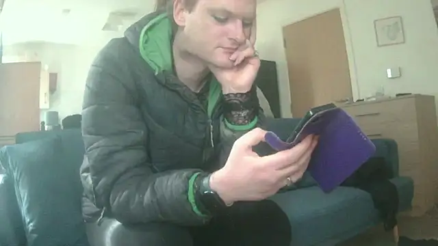 avamaxwell online show from May 2026 02:27:02 PM