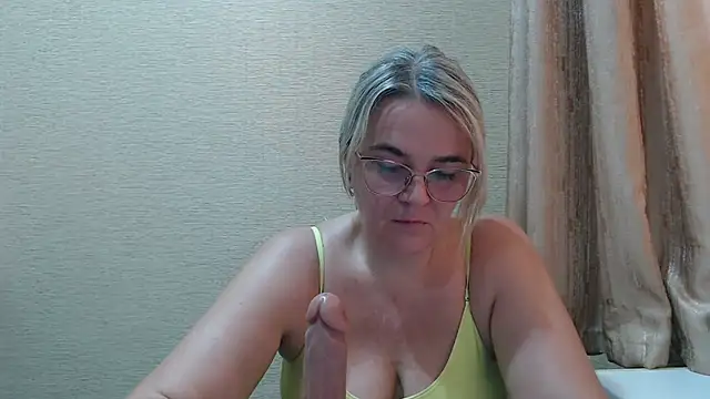 EleanoraDream online show from July 2026 05:14:01 AM