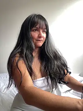 Nova Gabriela online show from May 2026 03:52:01 PM