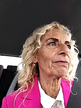 clarabell4 online show from September 2025 06:50:02 AM