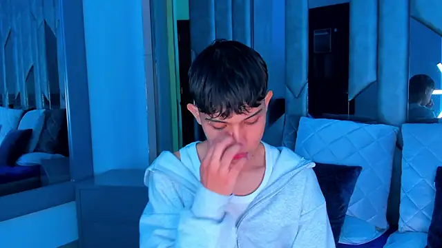 Snapshot of Sebax_Young chatting on September 2025 04:14:02 AM Sebax Young online show from September 2025 04:14:02 AM