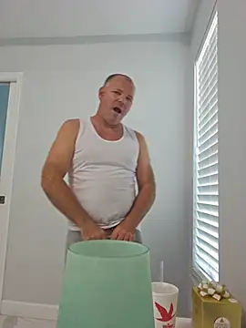 cubanitofeliz40 online show from May 2026 06:38:02 PM