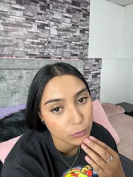 nicolexxaleja online show from January 2026 08:35:01 PM