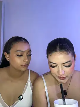 nicolexxaleja online show from May 2026 04:56:01 PM