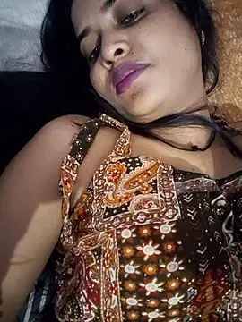 cute radhikaa online show from June 2026 08:14:02 PM