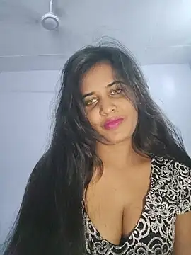 cute radhikaa online show from June 2026 07:54:01 AM