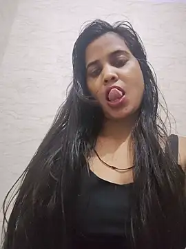 cute radhikaa online show from June 2026 05:04:02 PM