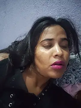 cute radhikaa online show from June 2026 04:16:02 PM