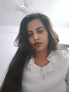 cute radhikaa online show from June 2026 05:12:02 AM