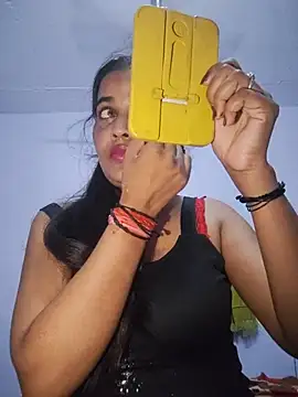 cute radhikaa online show from July 2026 06:13:01 PM