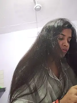 cute radhikaa online show from July 2026 10:55:01 AM