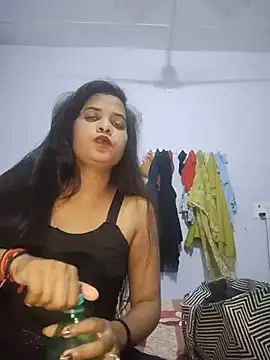 cute radhikaa online show from July 2026 05:39:01 PM
