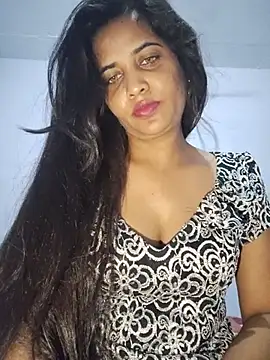cute radhikaa online show from July 2026 07:38:01 PM