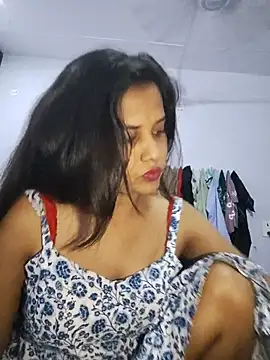 cute radhikaa online show from July 2026 12:52:02 PM