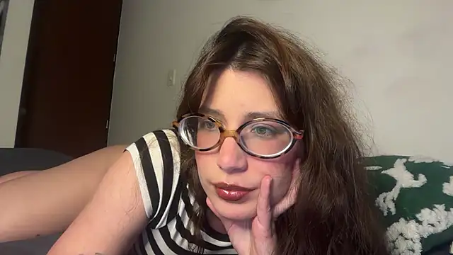 Meowkillah13 online show from December 2025 11:46:01 PM