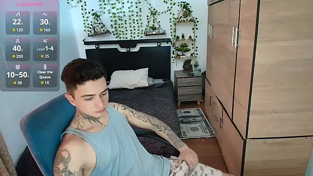 santii ss online show from April 2026 04:49:01 PM