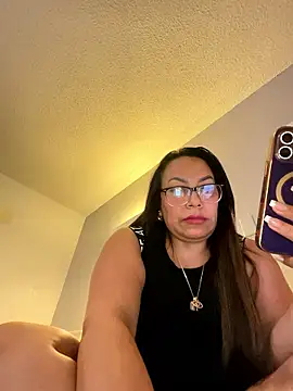 SamyHot2025 online show from January 2026 01:22:02 AM