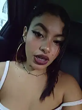 Yessica Lopezz online show from March 2026 12:11:01 PM