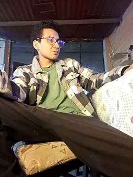 Snapshot of LecheDeSoya666 chatting on October 2025 03:51:02 AM LecheDeSoya666 online show from October 2025 03:51:02 AM