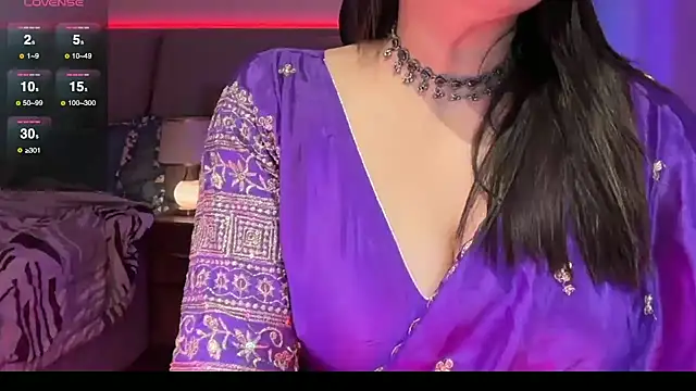 SunhariGirl online show from September 2025 03:09:02 AM