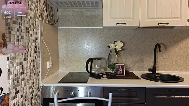 jelly cherry online show from October 2025 08:20:02 PM