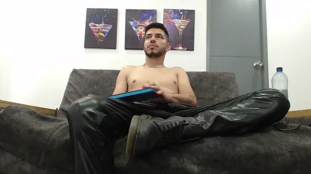 Snapshot of mackdaniels chatting on February 2026 08:04:01 PM mackdaniels online show from February 2026 08:04:01 PM