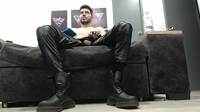 mackdaniels online show from May 2026 12:30:02 AM