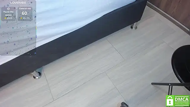 Gia Scott online show from October 2025 08:04:01 PM