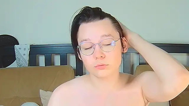 Snapshot of Derek_Carter chatting on October 2025 12:37:02 PM Derek Carter online show from October 2025 12:37:02 PM