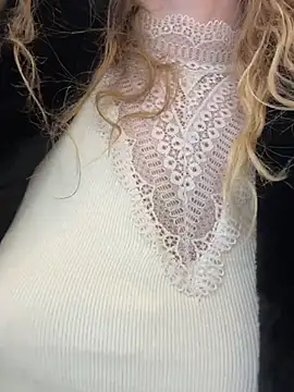 Bikergirl 97 online show from November 2025 02:06:01 PM