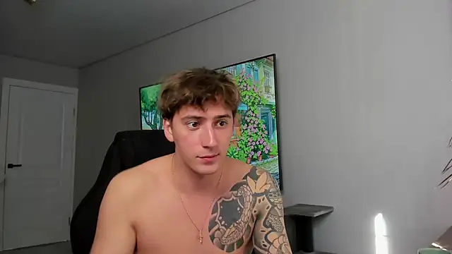 Snapshot of DaniHort chatting on April 2026 08:42:02 AM DaniHort online show from April 2026 08:42:02 AM