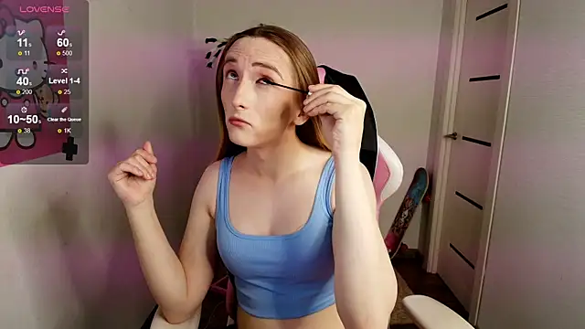 Vi Luxy online show from October 2025 02:14:02 AM