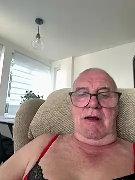 Snapshot of mke1874 chatting on July 2026 01:51:02 PM mke1874 online show from July 2026 01:51:02 PM