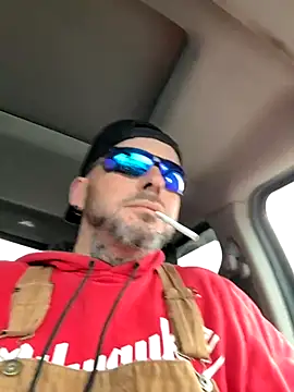 Snapshot of ontarioman401 chatting on November 2025 08:07:02 PM ontarioman401 online show from November 2025 08:07:02 PM